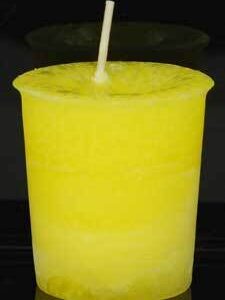 Laughter Herbal votive – yellow