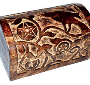 4.75″ x  8″ Raven/ Pentagram ches