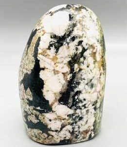 Jade, Black free shape