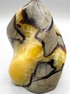 Septarian flame shape