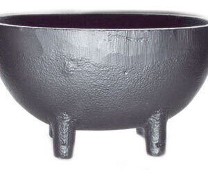 3 1/4″x 5 1/2″ Oval cast iron cauldron