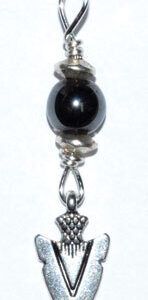 Arrowhead pendant with hematite bead