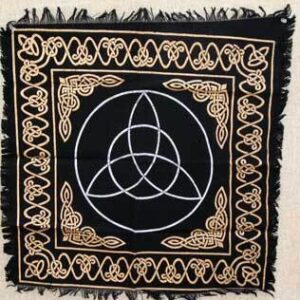 Triquetra altar cloth 24″ x 24″